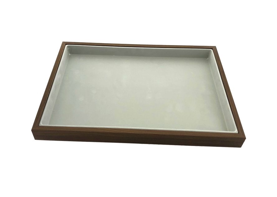 * Presentation Tray